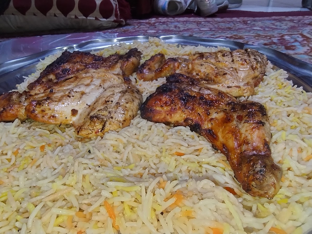 Basatin Hadrmout Restaurant Photos 2